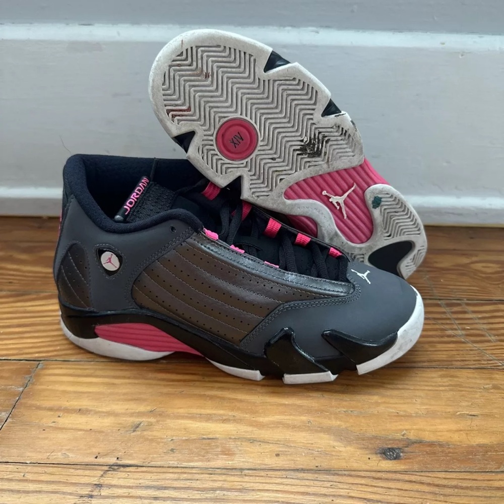 Nike Air Jordan Retro 14 XIV Black & Hyper Pink 654969-028 Size 6Y (no Box)